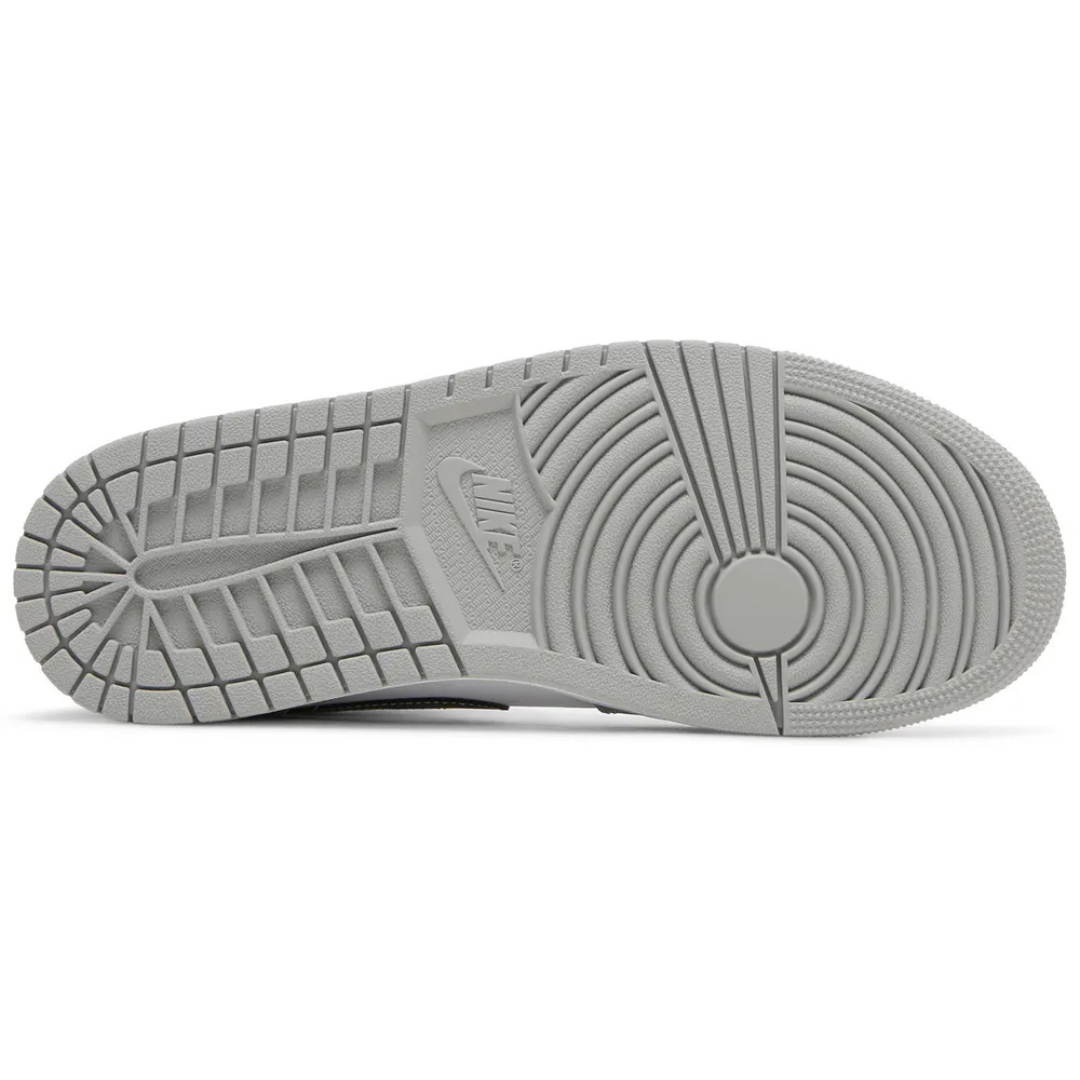 Nike Air Jordan 1 Mid - Light Smoke Grey