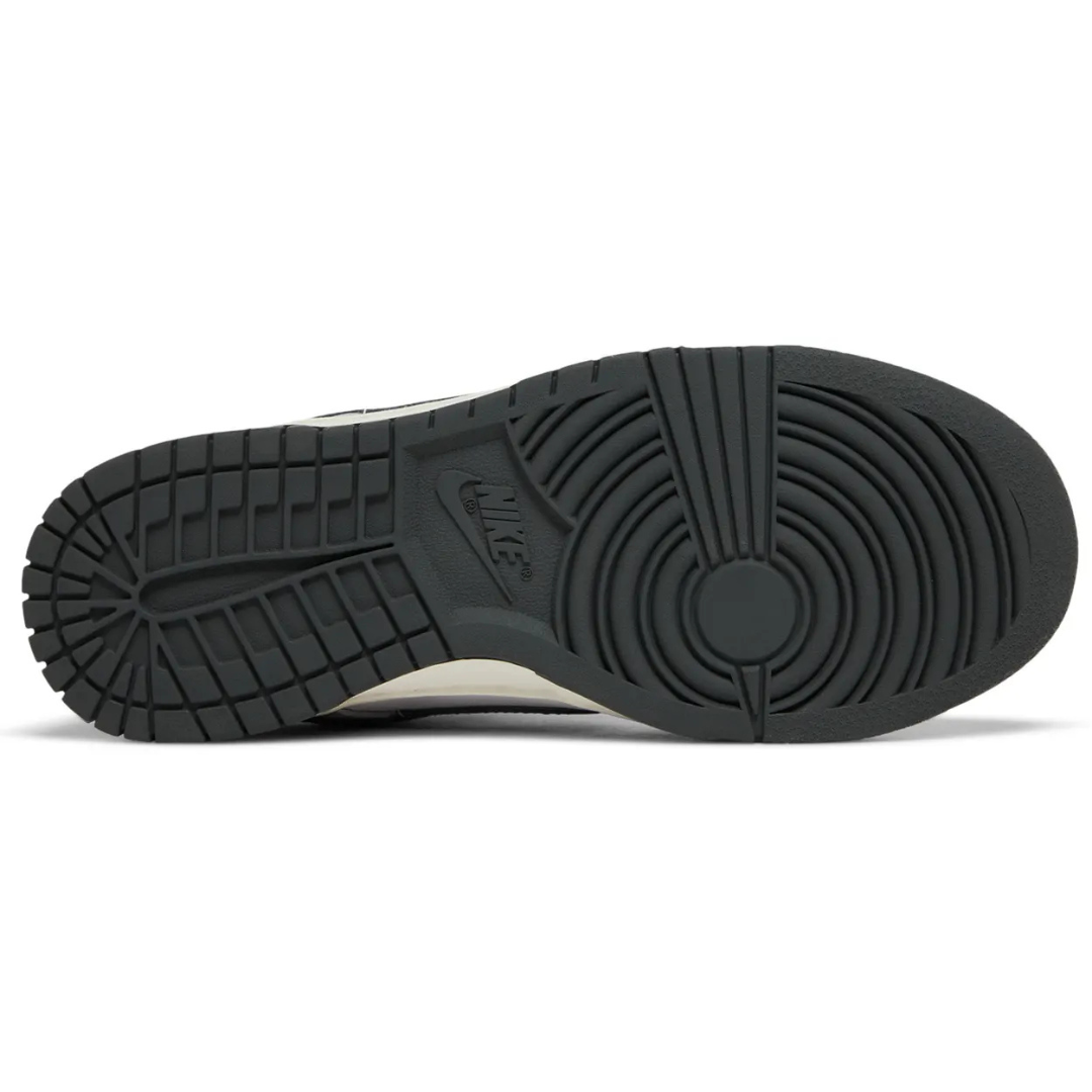 NIke Dunk Low - Light Smoke Grey (W)