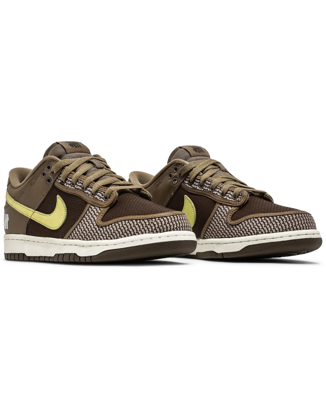 Nike Undefeated x Dunk Low SP - Canteen