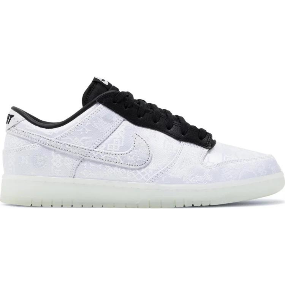春のコレクション Low Dunk Nike - SPLACE – White Fragment CLOT 靴