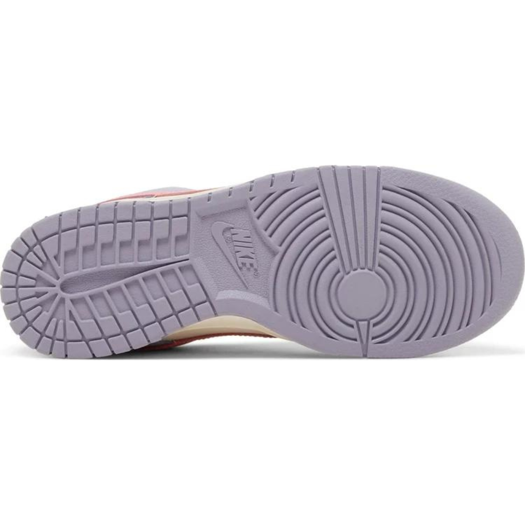 Nike Dunk Low - Indigo Haze (W)