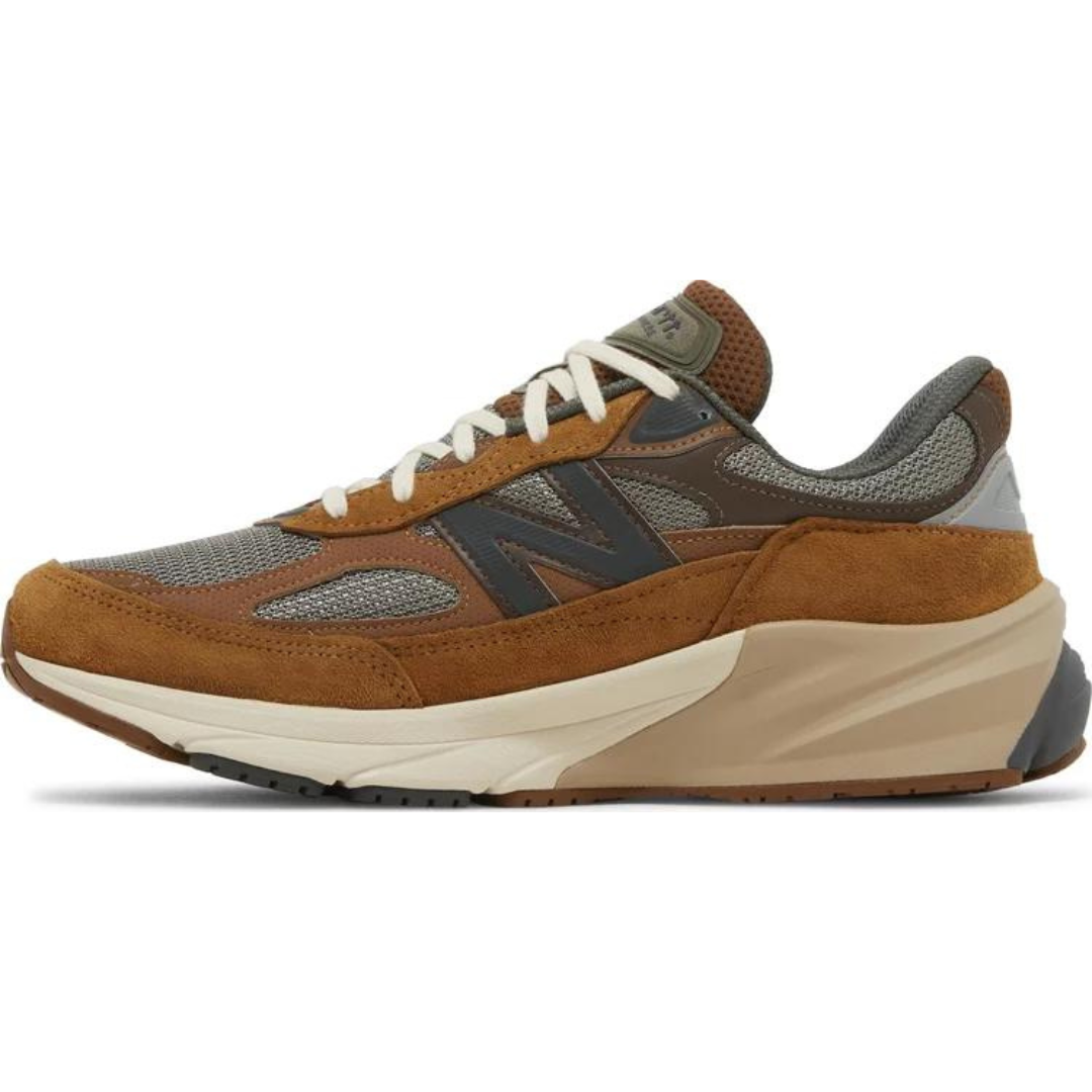 New Balance 990v6 - Carhartt WIP Sculpture Center