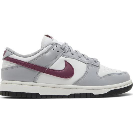 Nike Dunk Low - Pale Ivory Redwood (W)
