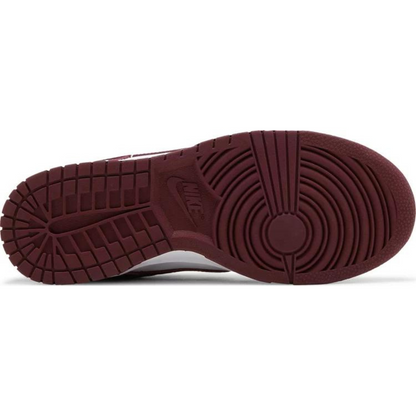 Nike Dunk Low - Bordeaux (W)