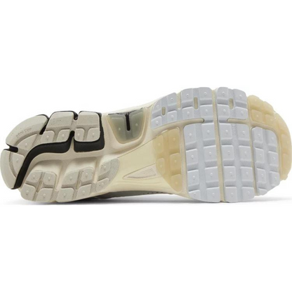 Nike Vomero 5 - Supersonic Light Bone Black